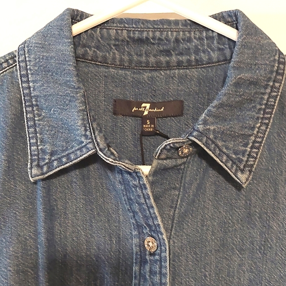 7 For All Man Kind Women's Flared Sleeve Button-Down Denim Shirt NWT Size S - Picture 8 of 12